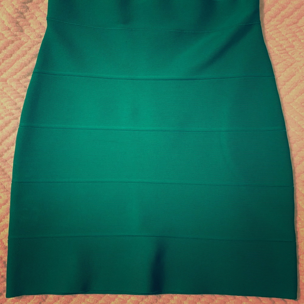 **SOLD** BCBG MaxAzria bandage power skirt.